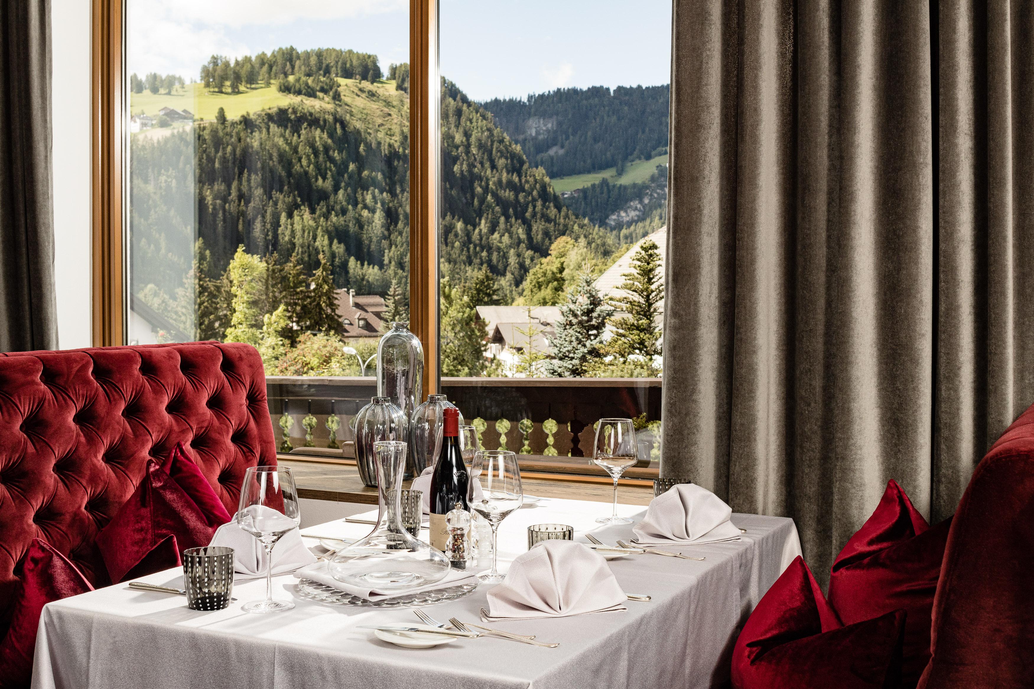 Grand Hotel Wolkenstein Selva di Val Gardena Esterno foto